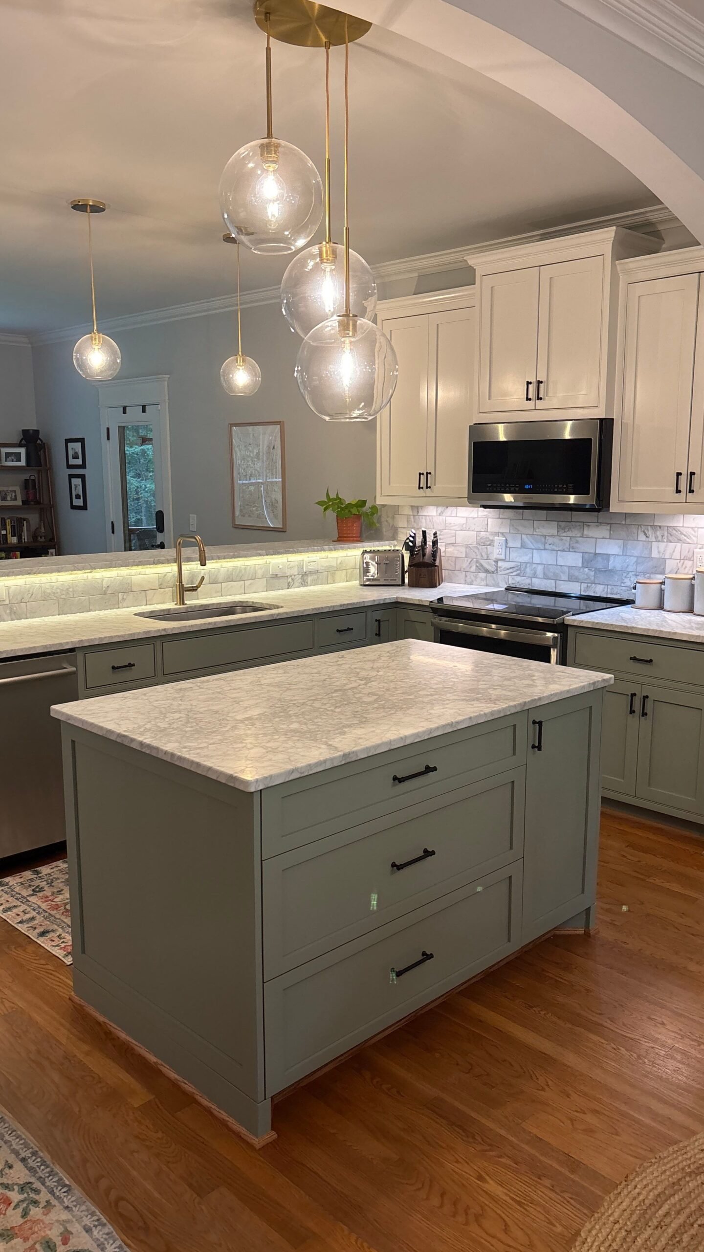 Cabinet Painting Services